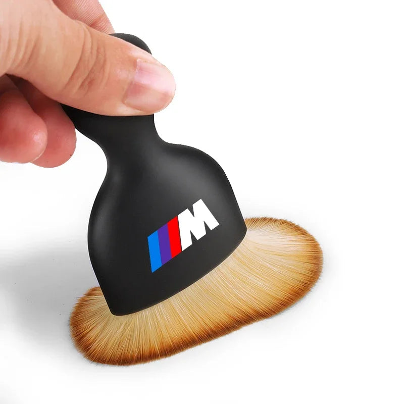 Miękka szczotka do czyszczenia wnętrza BMW